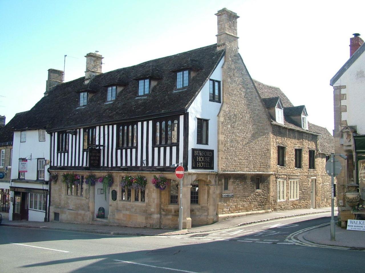 Bed and Breakfast Burford House Bh Exterior foto